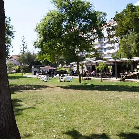 Tagus 5 Colours ゲストハウス