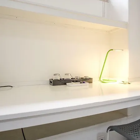 Tagus 5 Colours ゲストハウス