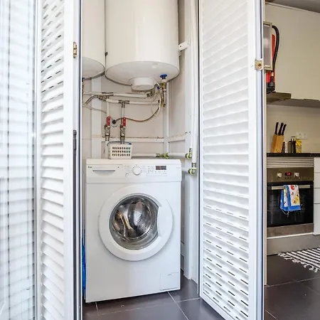 ゲストハウス Tagus 5 Colours アルジェース