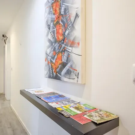 Tagus 5 Colours ゲストハウス