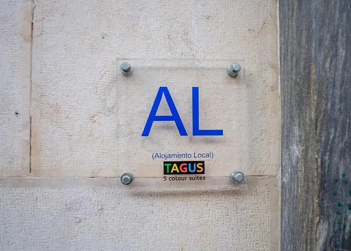 Tagus 5 Colours Pensión